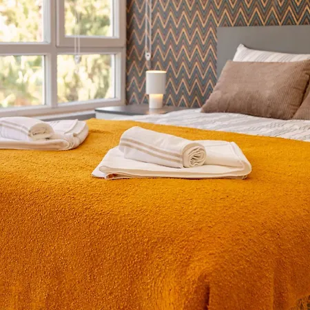 Elegant 2br In Kaleici, Yellow Concept, Near דירה *